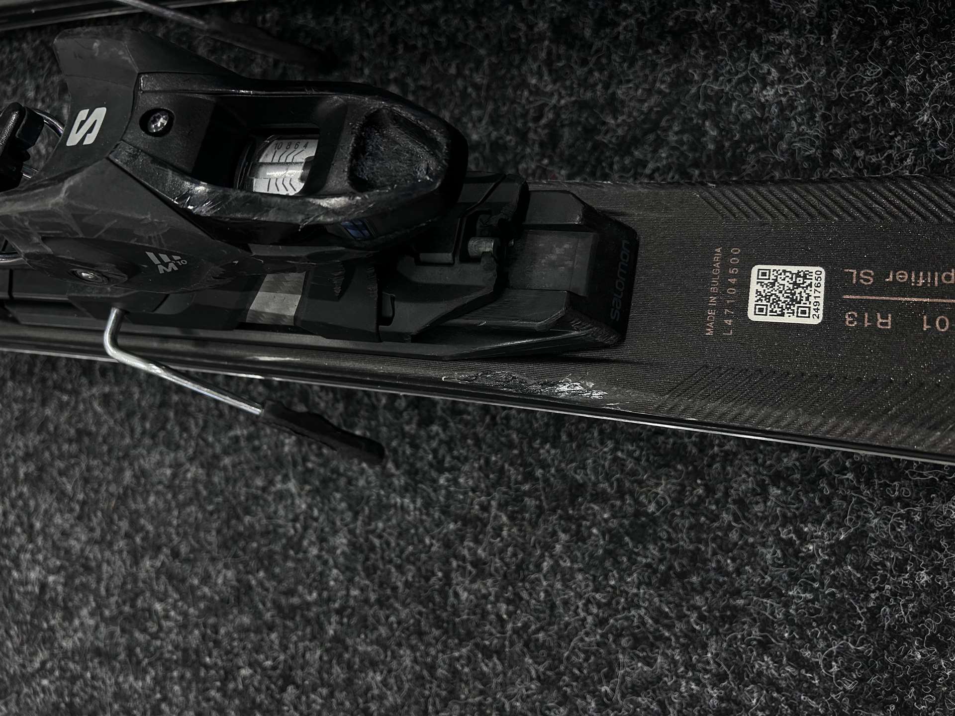 Bazaar Ski Salomon S/MAX WX7 TI
