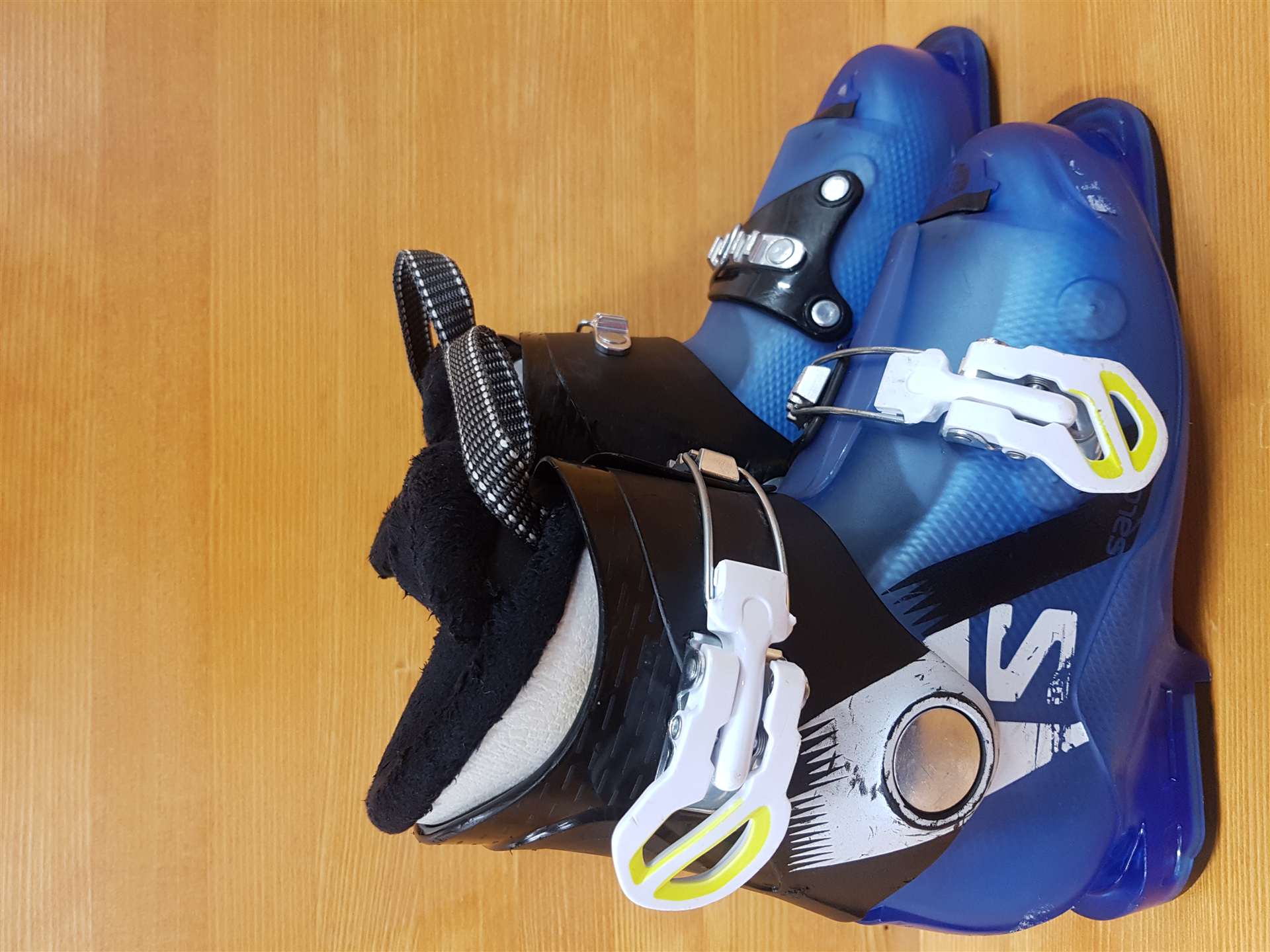 Chaussures de ski SALOMON S d'occasion