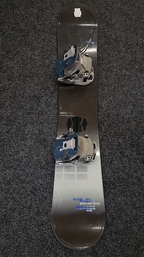 Bazárový snowboard Generics Secial