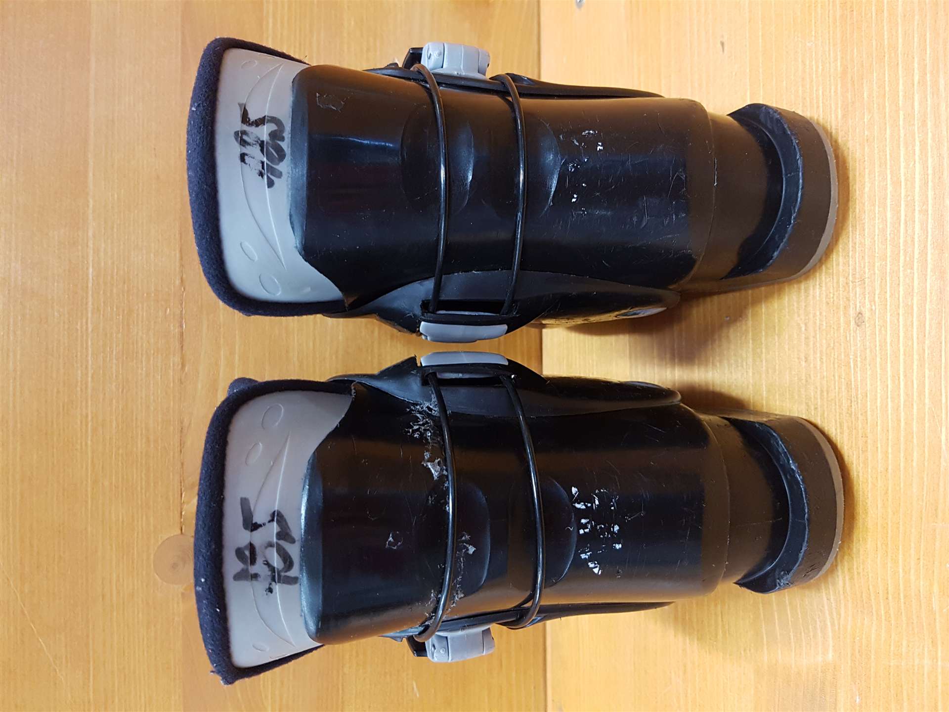 Chaussures de ski d'occasion ROCES R18