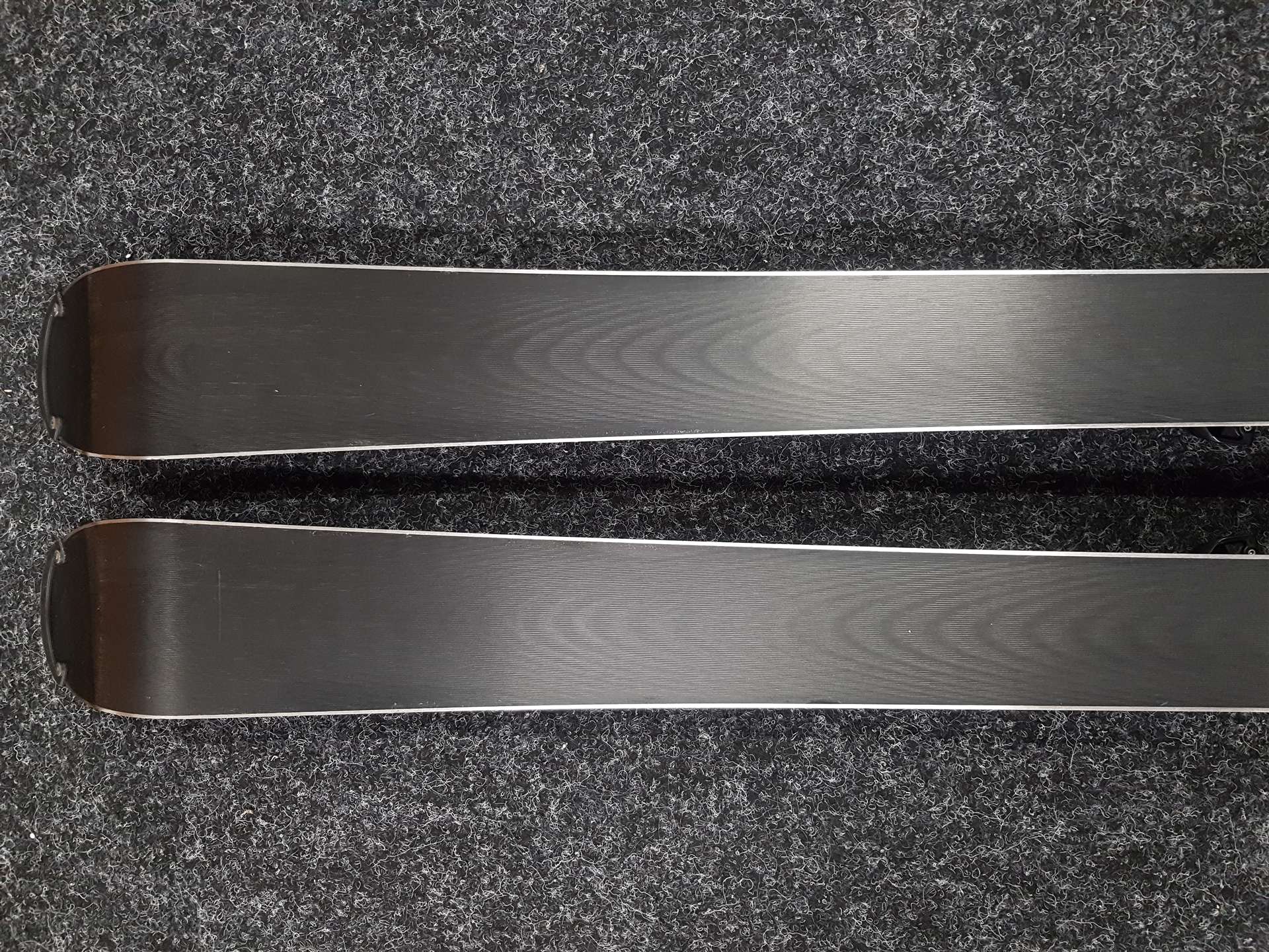 Używane narty SPORTEN Street + wiązania Tyrolia 7.5