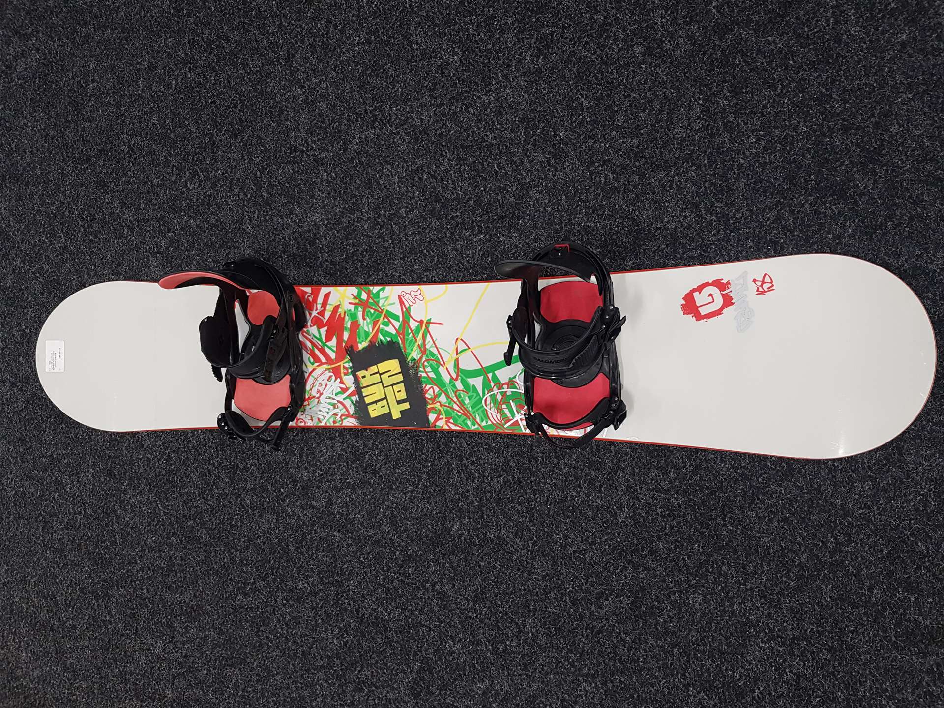 Tabla de snowboard BURTON Blunt usada + fijaciones Salomon talla M