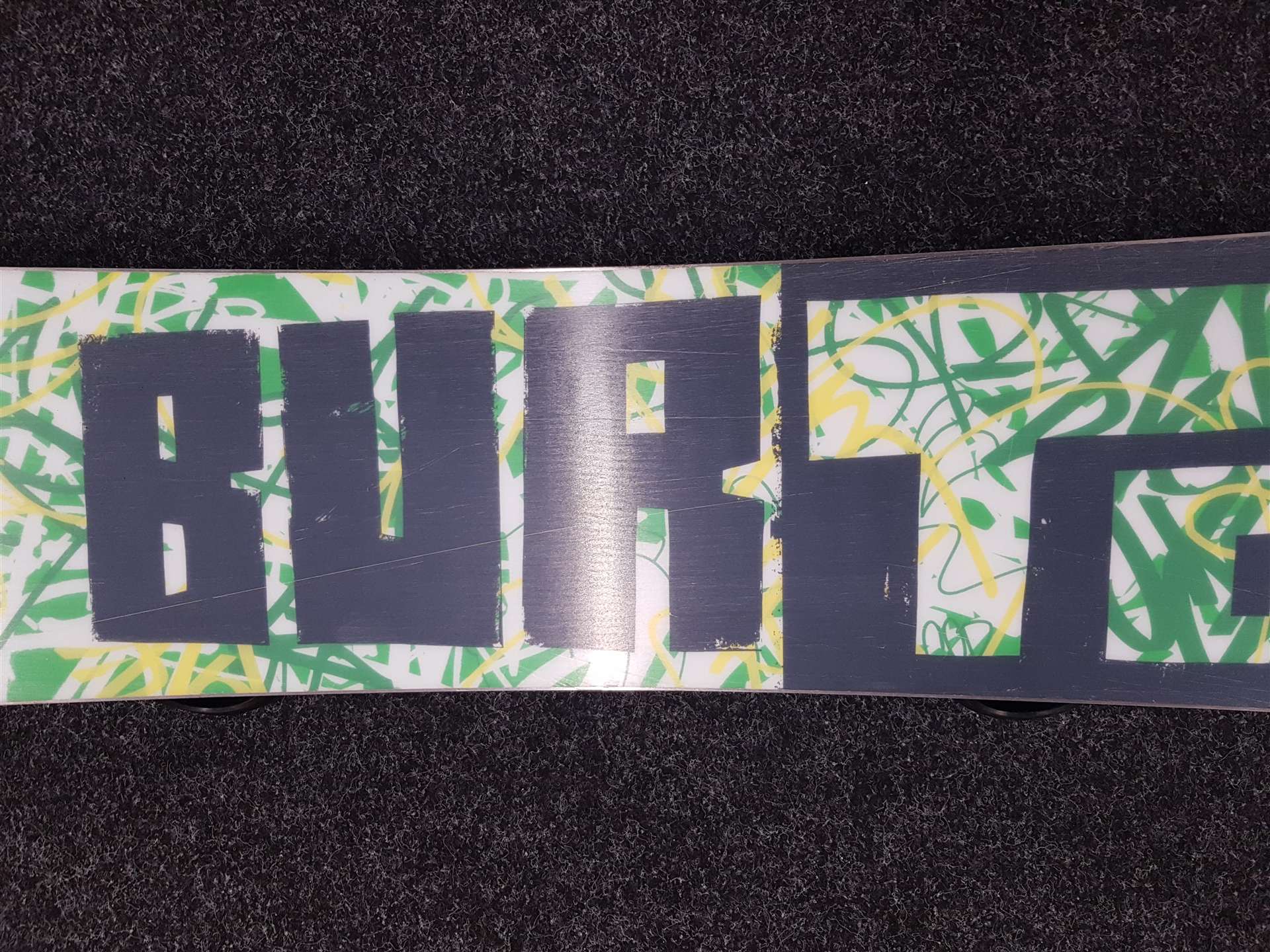 Tabla de snowboard BURTON Blunt usada + fijaciones Salomon talla M
