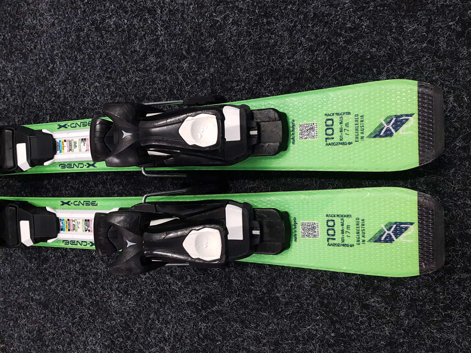 Gebrauchte Kinderski ATOMIC Redster X2 + Atomic 4.5 Bindungen