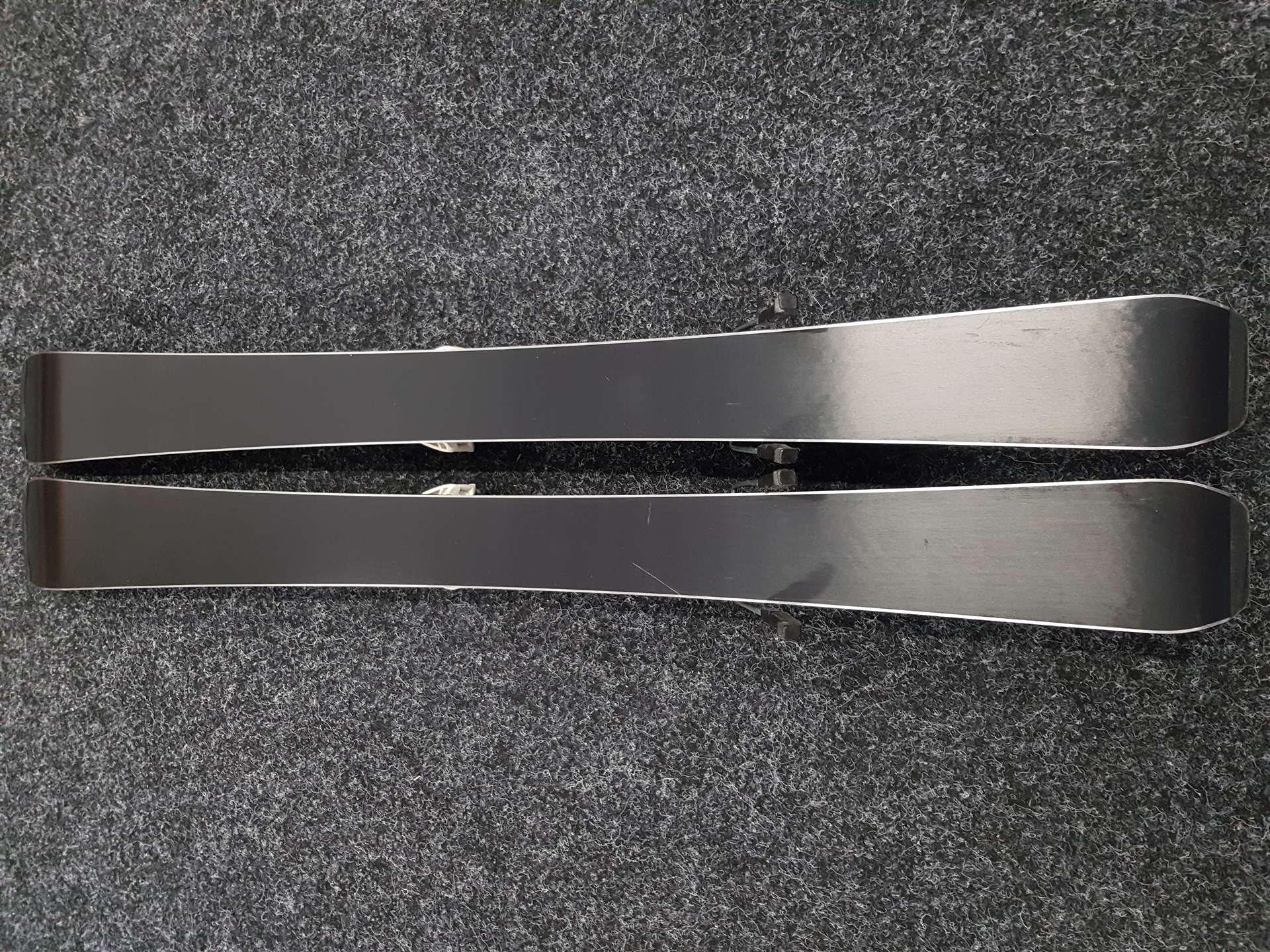 Gebrauchte Kinderski ATOMIC Redster X2 + Atomic 4.5 Bindungen