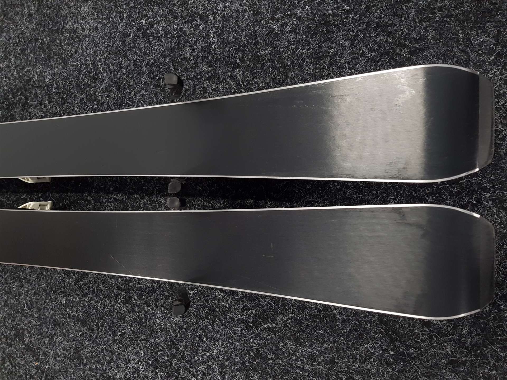 Gebrauchte Kinderski ATOMIC Redster X2 + Atomic 4.5 Bindungen