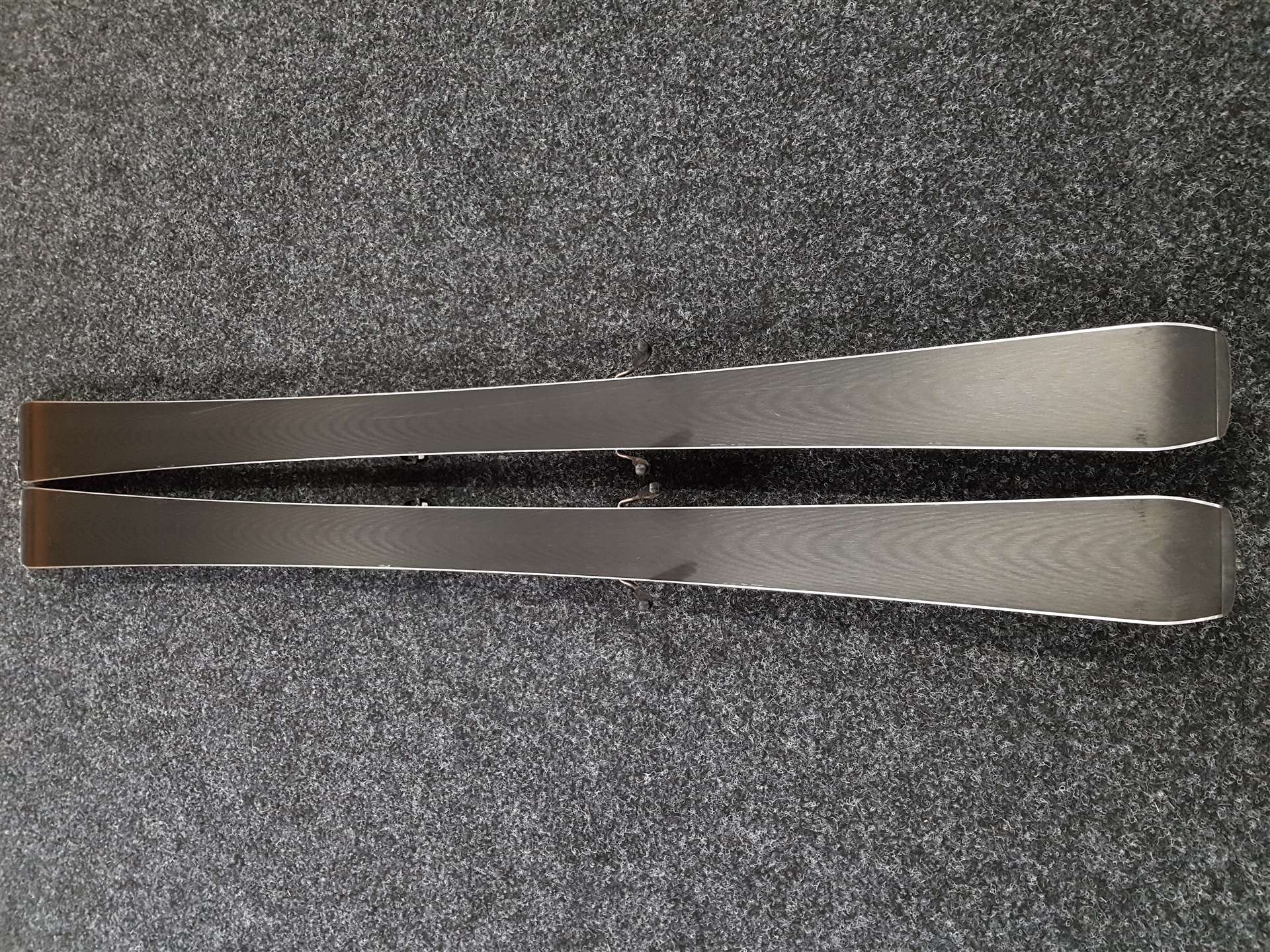 Použité lyže FISCHER The Curv Pro + viazanie Fischer FJ 7.0