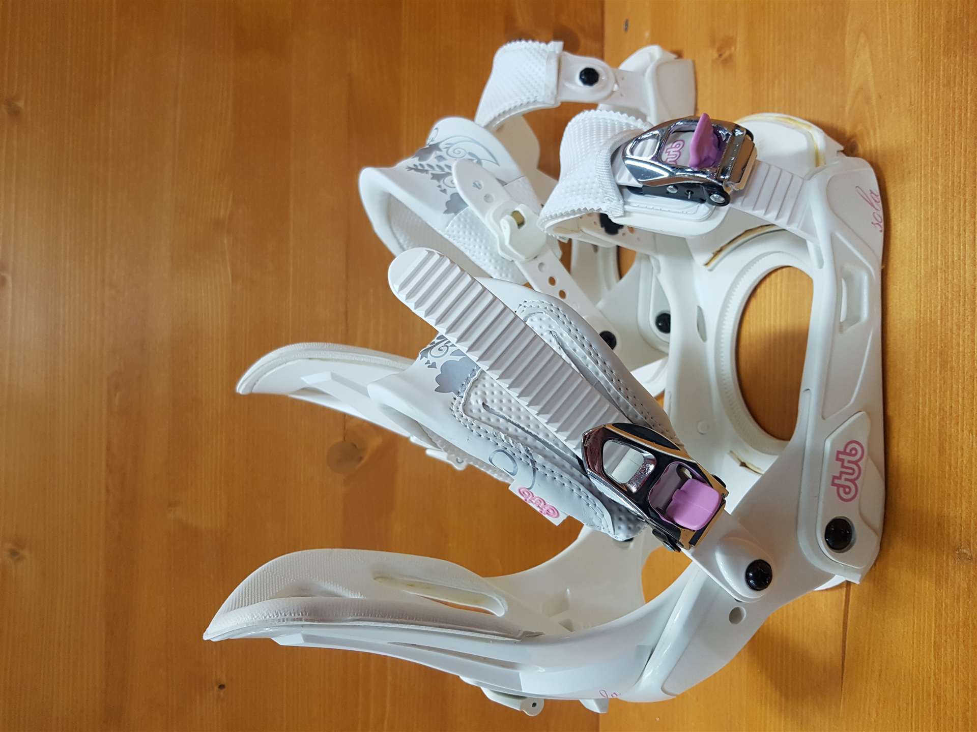 Snowboardbindungen DUB Weiß rosa