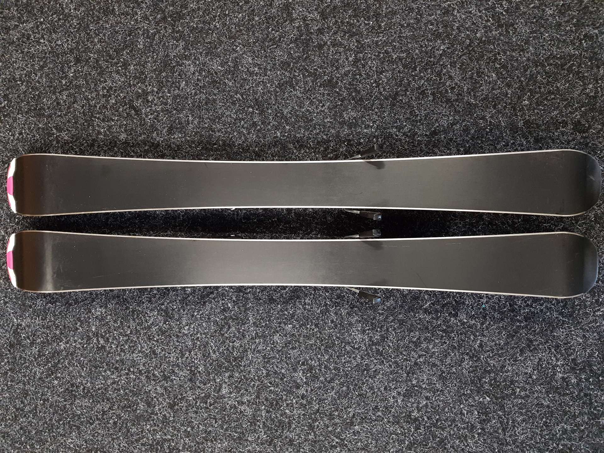 Skis enfant d'occasion TECNOPRO Sweety + fixations Tyrolia Sympro 4.5