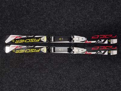 Použité dětské lyže FISCHER RC4 Race + vázání Fischer FJ4