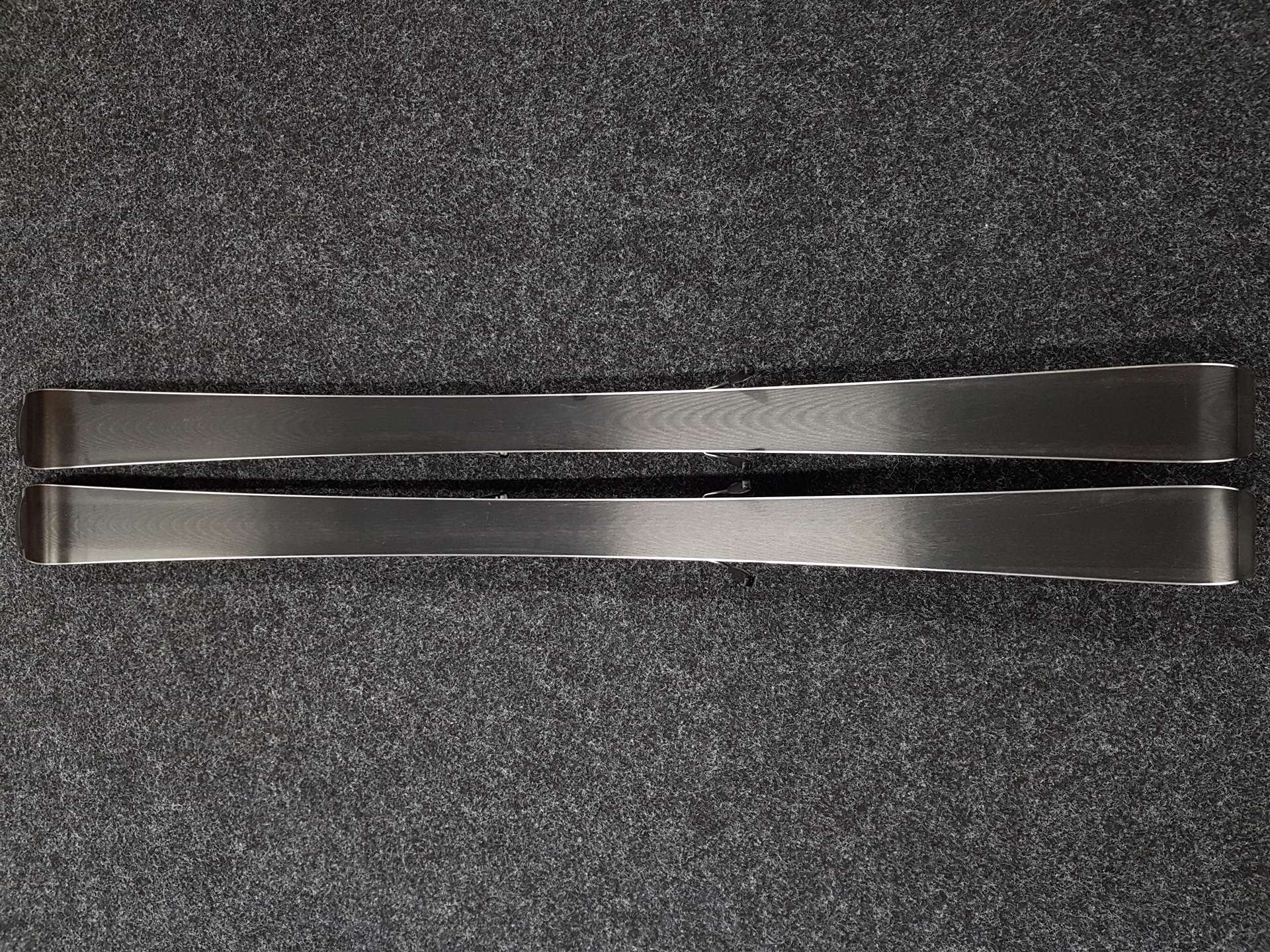 Sci FISCHER RX Force usati + attacchi Fisher FS10