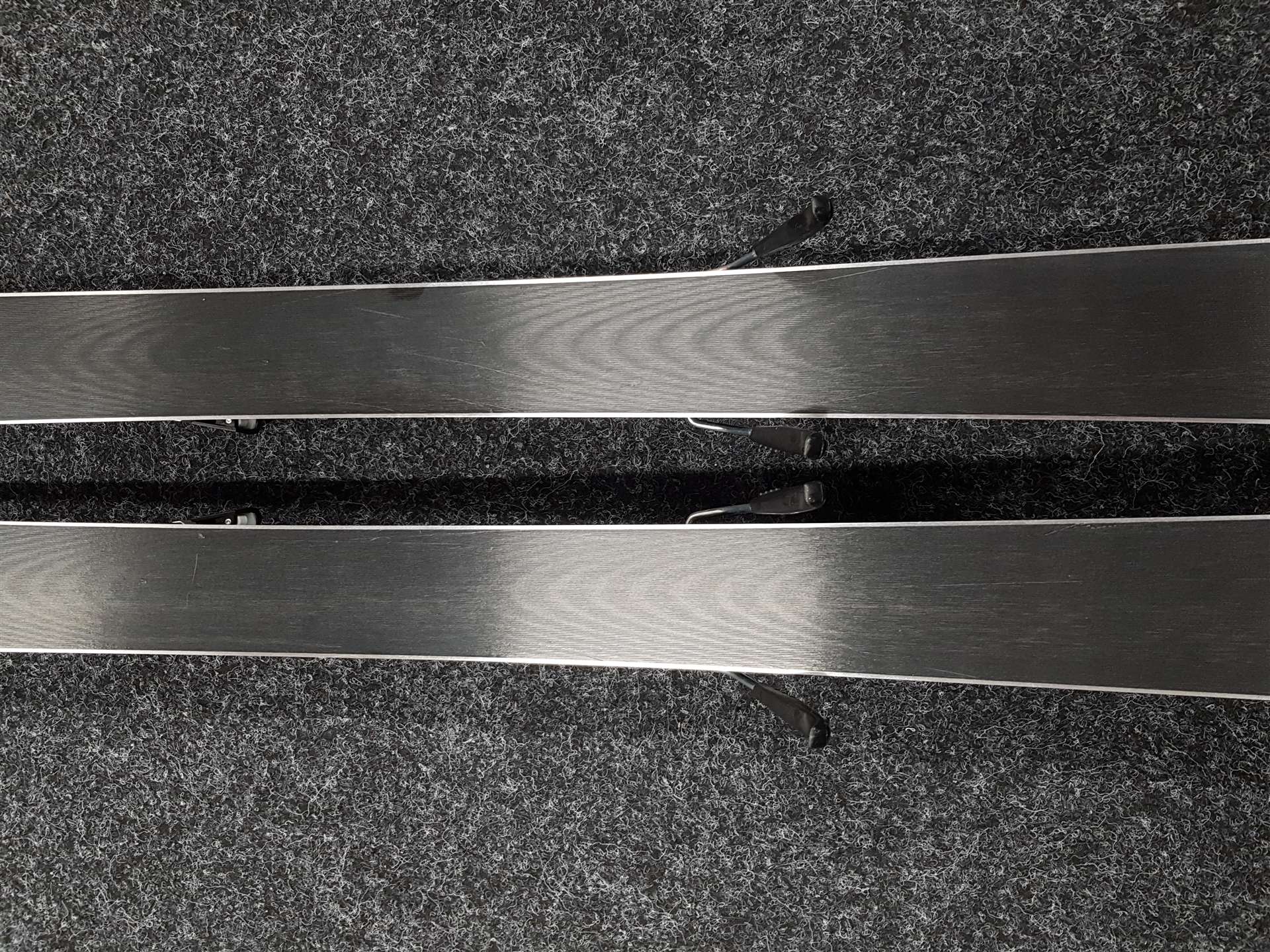 Sci FISCHER RX Force usati + attacchi Fisher FS10