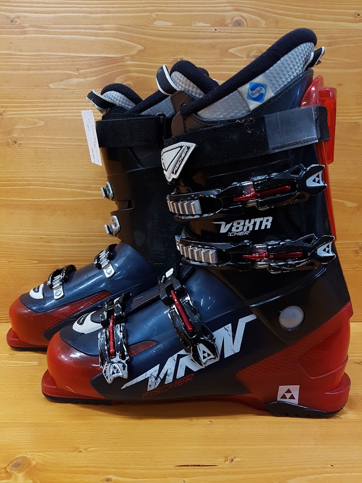 Używane buty narciarskie Fischer V8 XTR