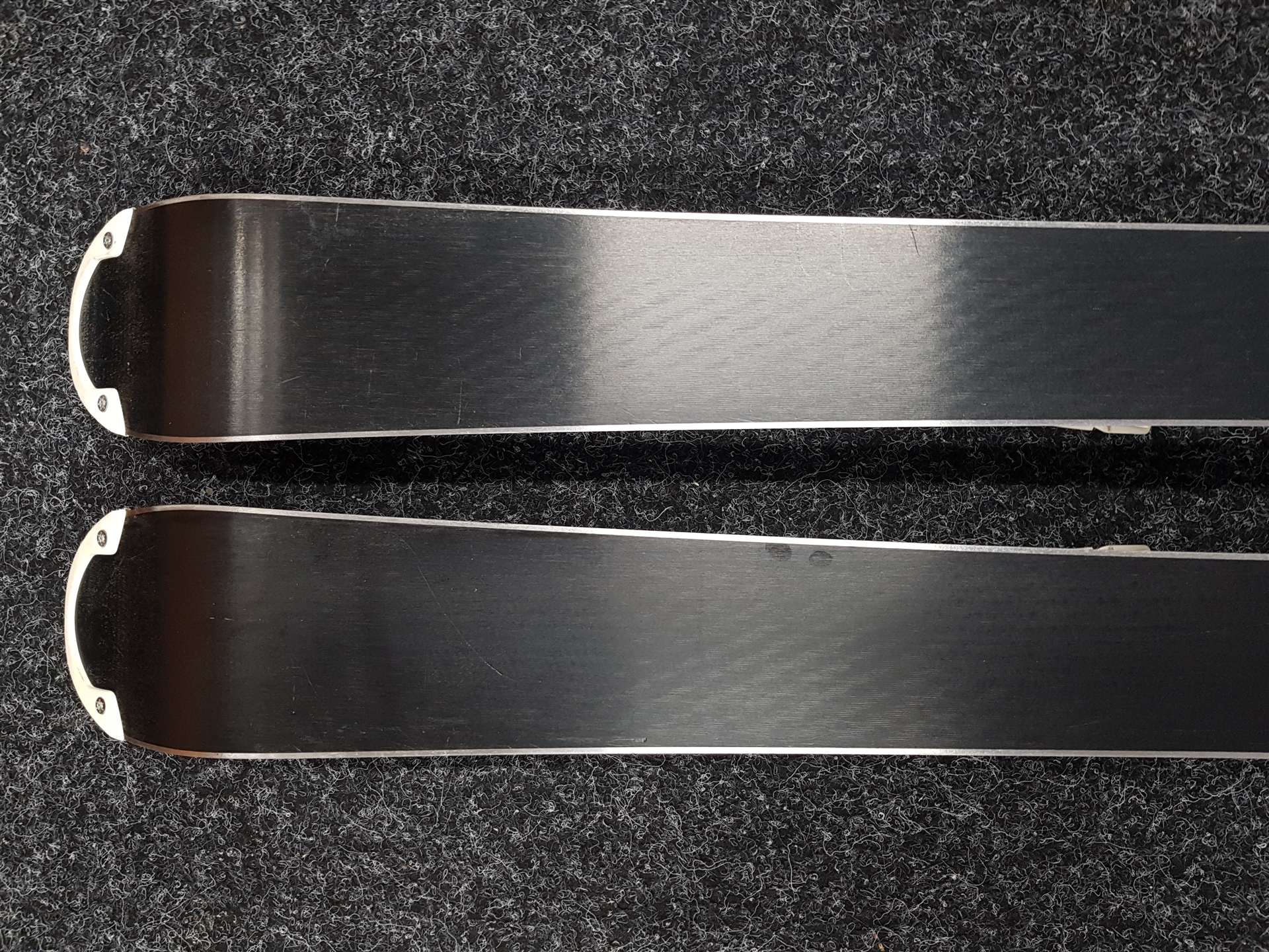 Použité detské lyže VOLKL JR FLAIR + viazanie Marker 4,5