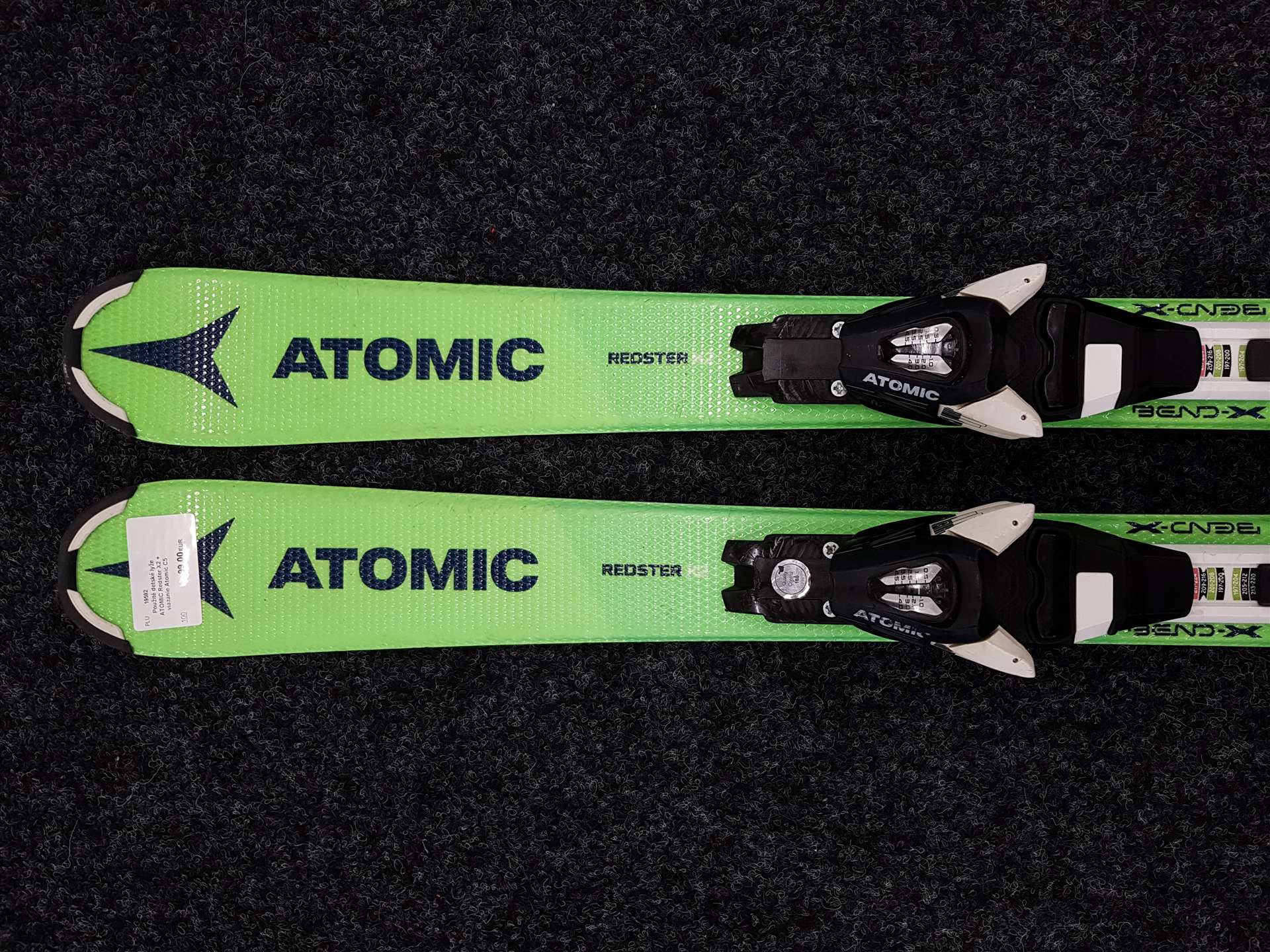 Použité dětské lyže ATOMIC Redster X2 + vázání Atomic C5