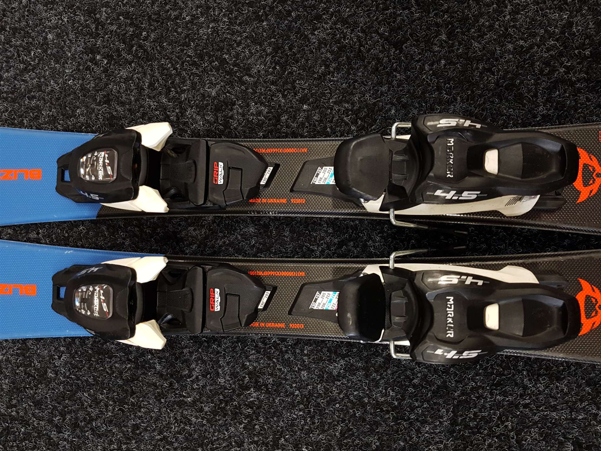 Gebrauchte Kinderskier BLIZZARD + Bindungen Marker 4.5