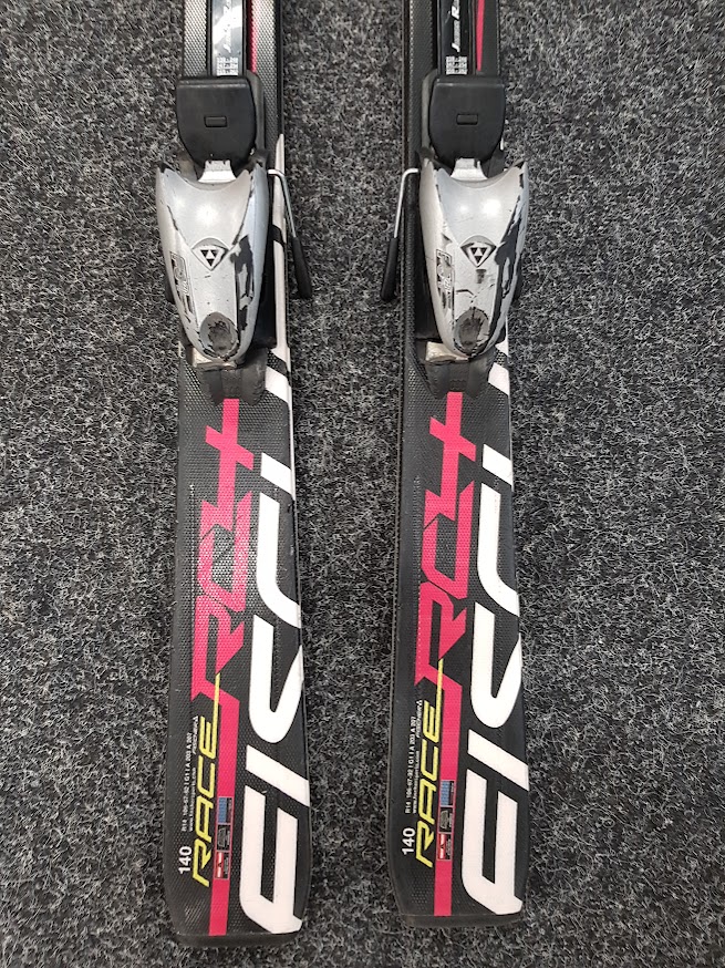 Fischer Race RC4 Basarski