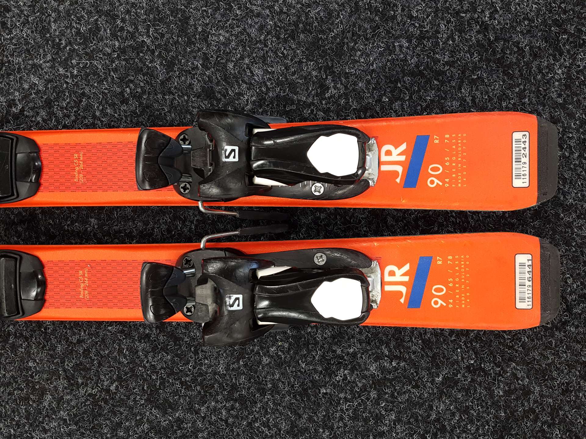 Použité detské lyže SALOMON Race JR + viazanie Salomon 5