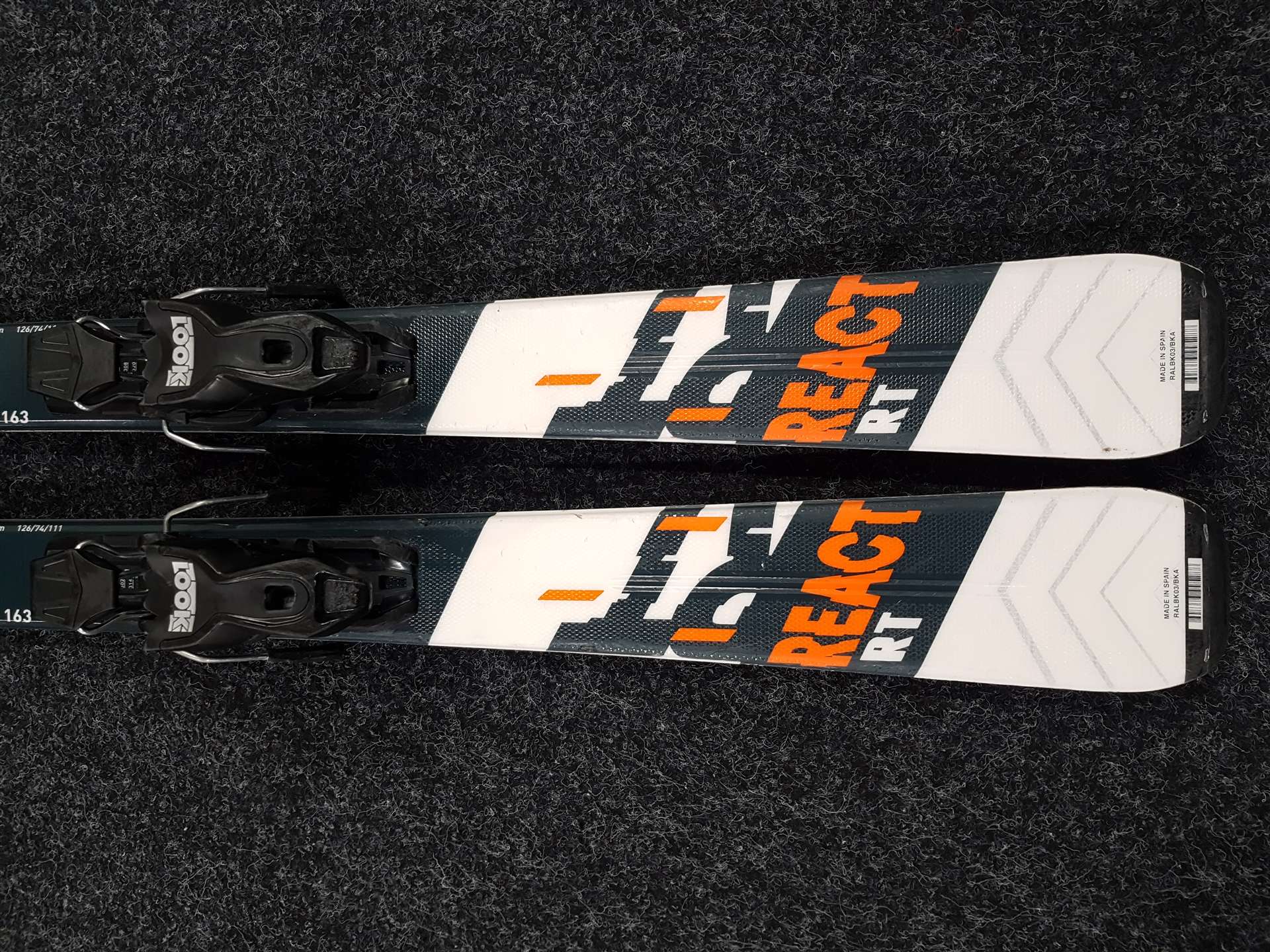Sci usati ROSSIGNOL React RT + attacchi Look Xpress 10