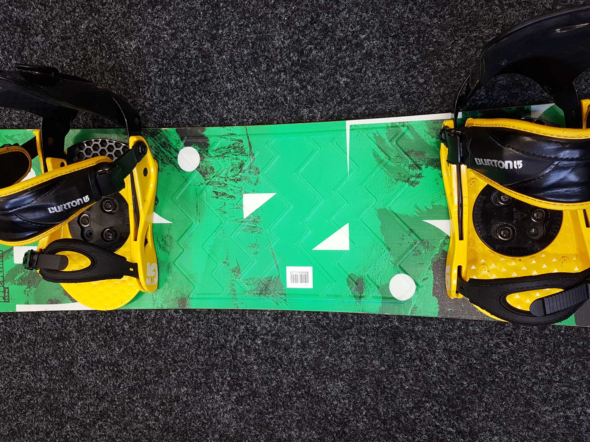 Použitý snowboard BURTON Progression + vázání Burton velikost L