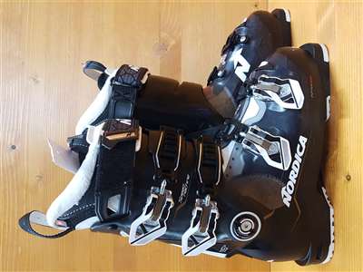 Clăpari schi second-hand NORDICA Speed machine 115 W