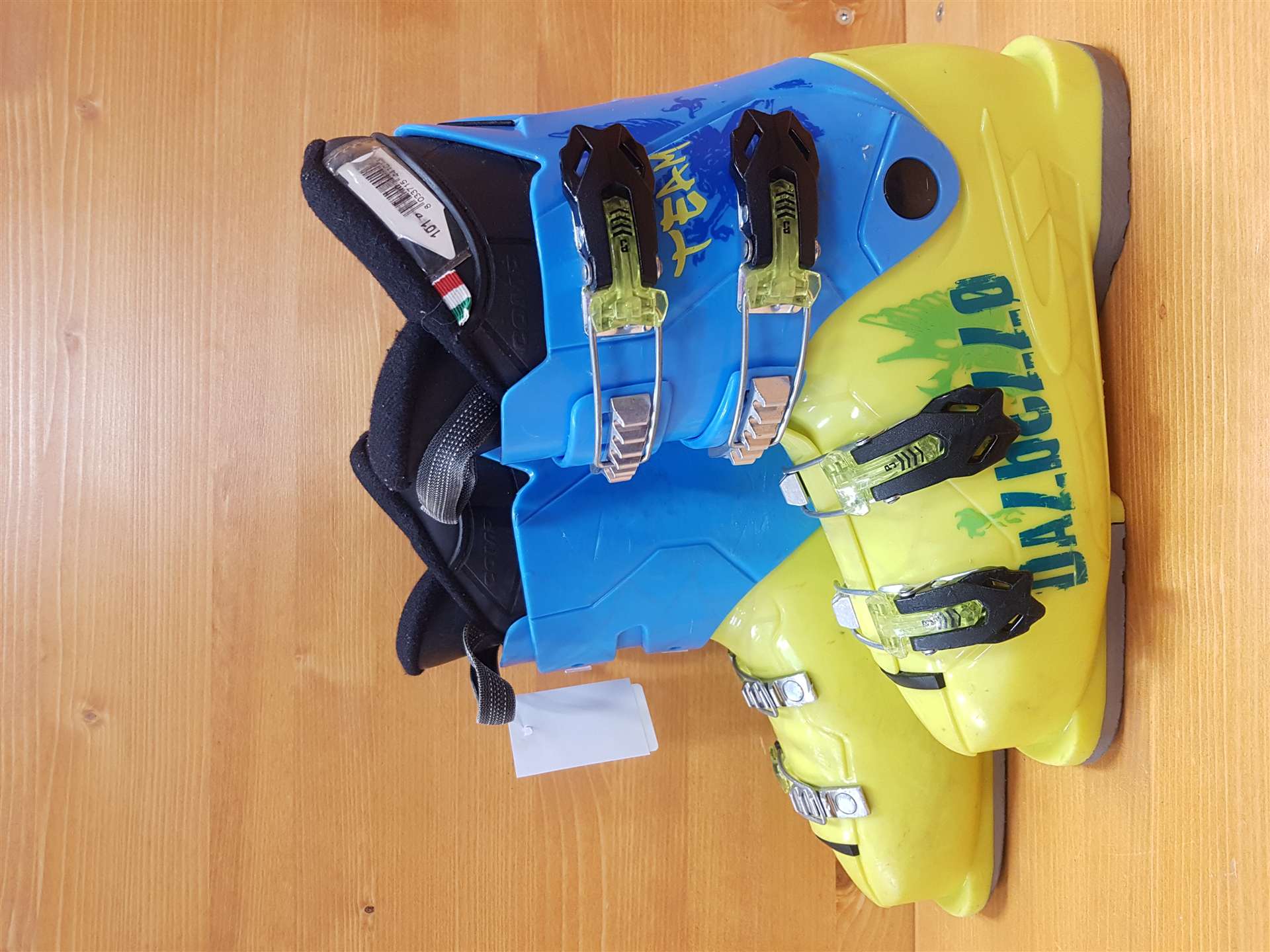 Použité lyžiarky DALBELLO Team