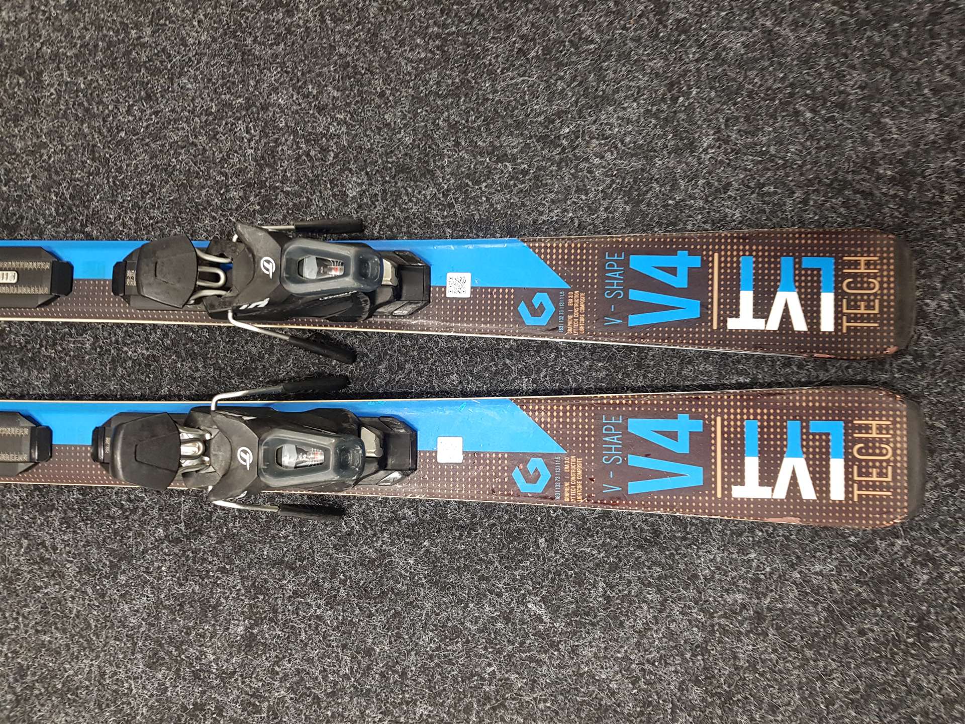 Použité lyže HEAD LYT tech V4 + vázání Tyrolia PR 10