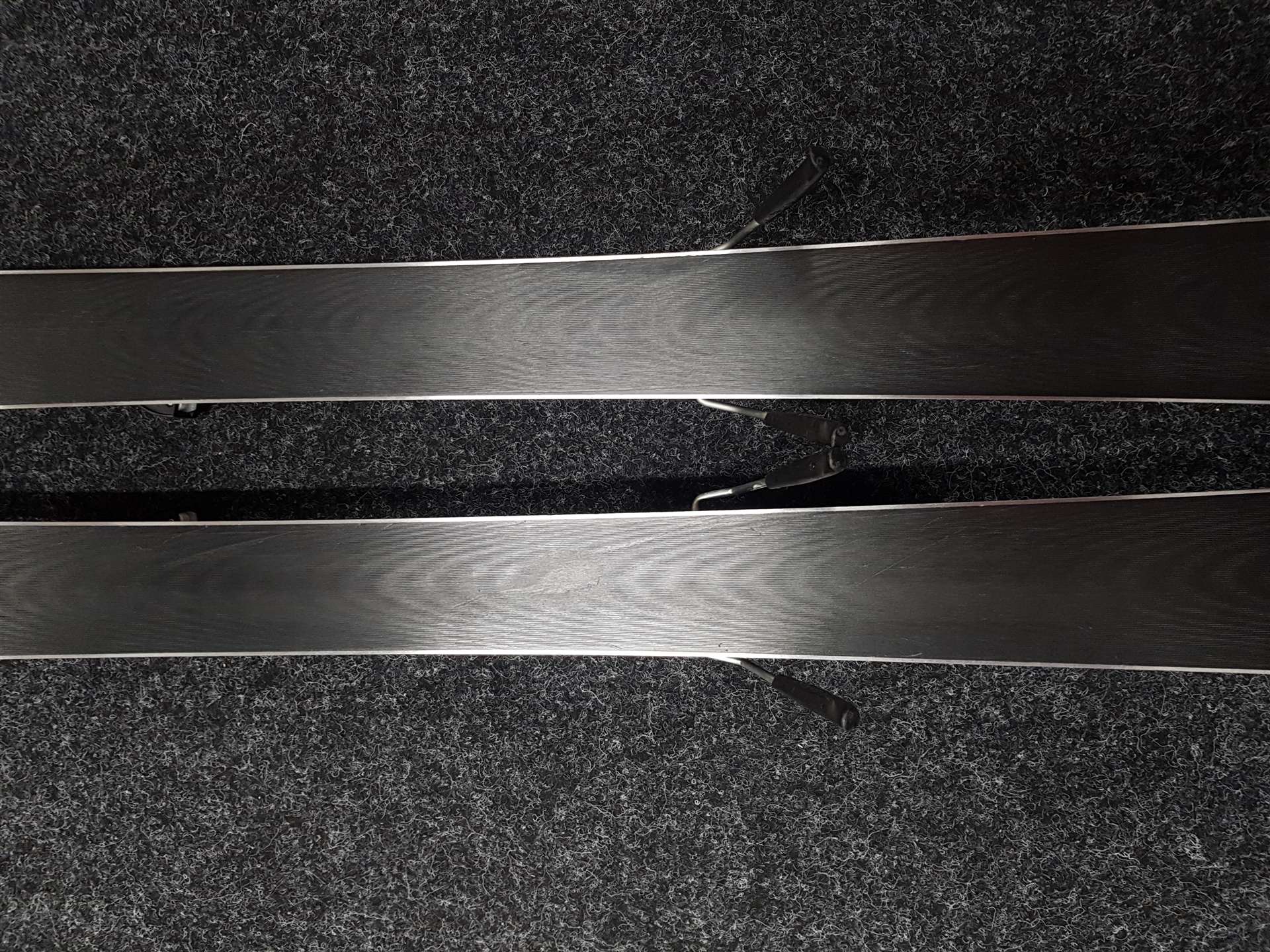 Použité lyže HEAD LYT tech V4 + vázání Tyrolia PR 10