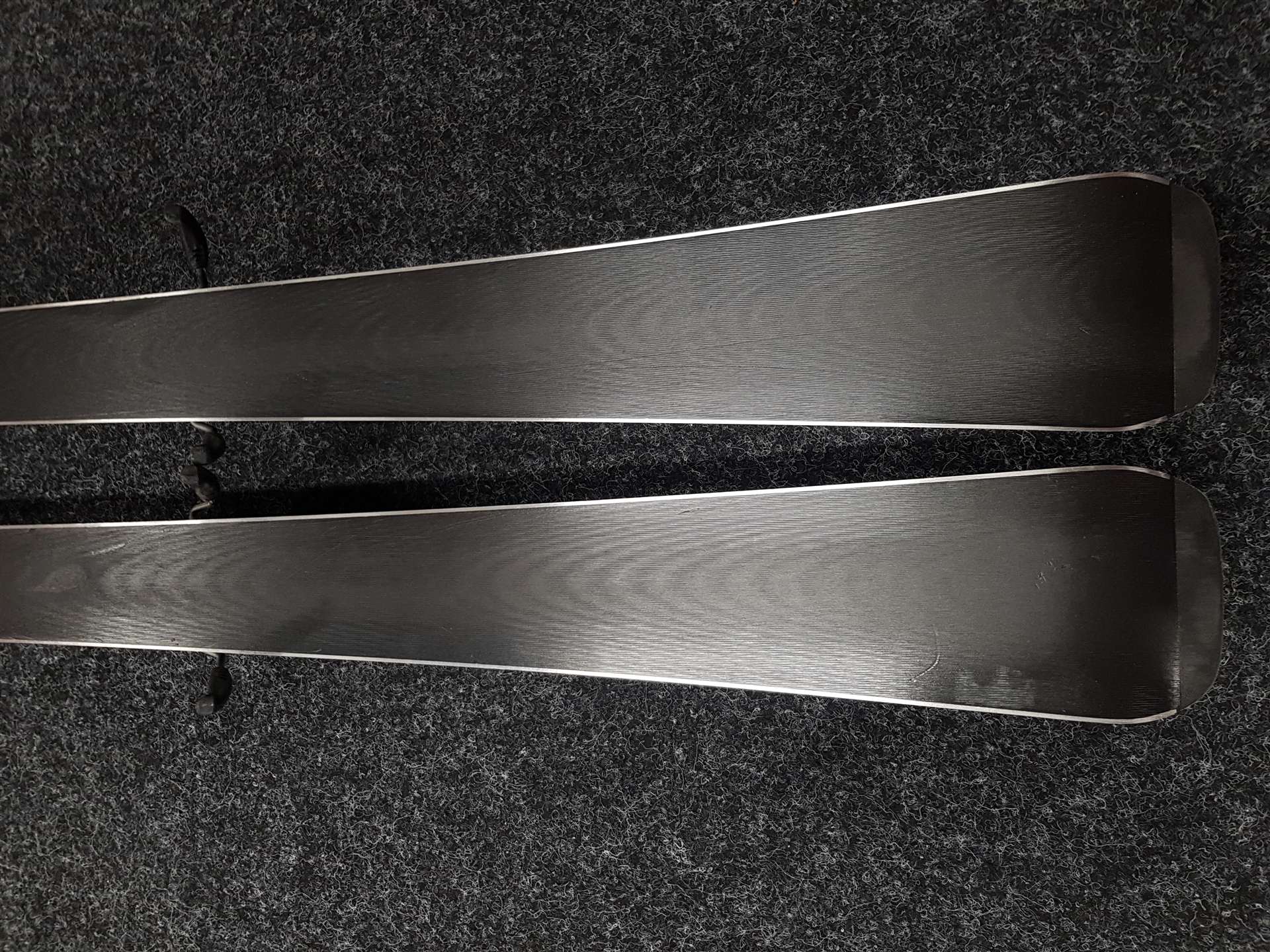 Použité lyže HEAD LYT tech V4 + vázání Tyrolia PR 10