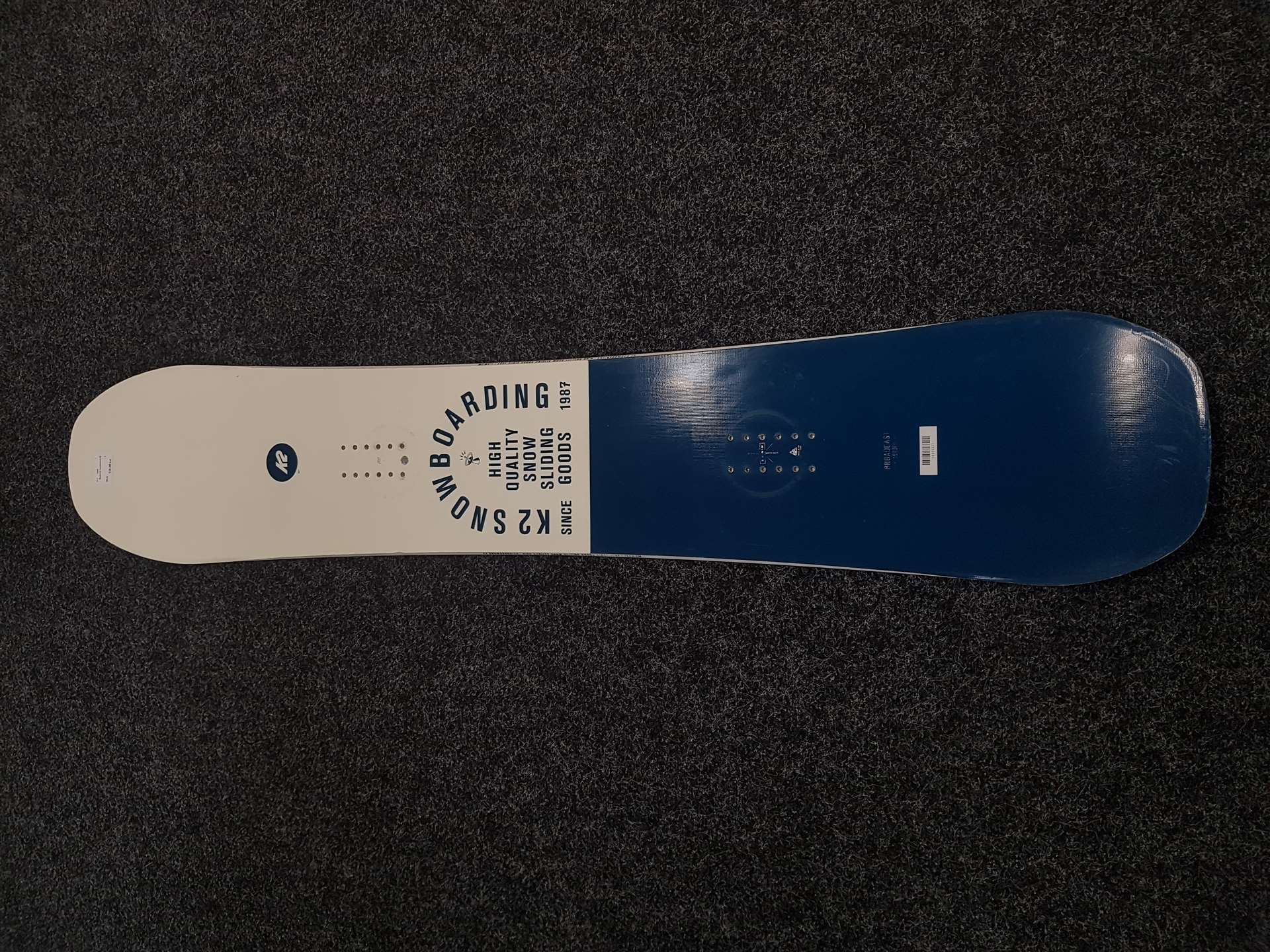Bazárový snowboard K2