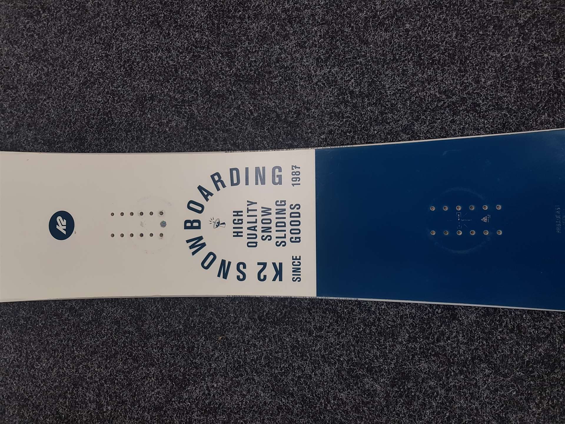 Bazárový snowboard K2
