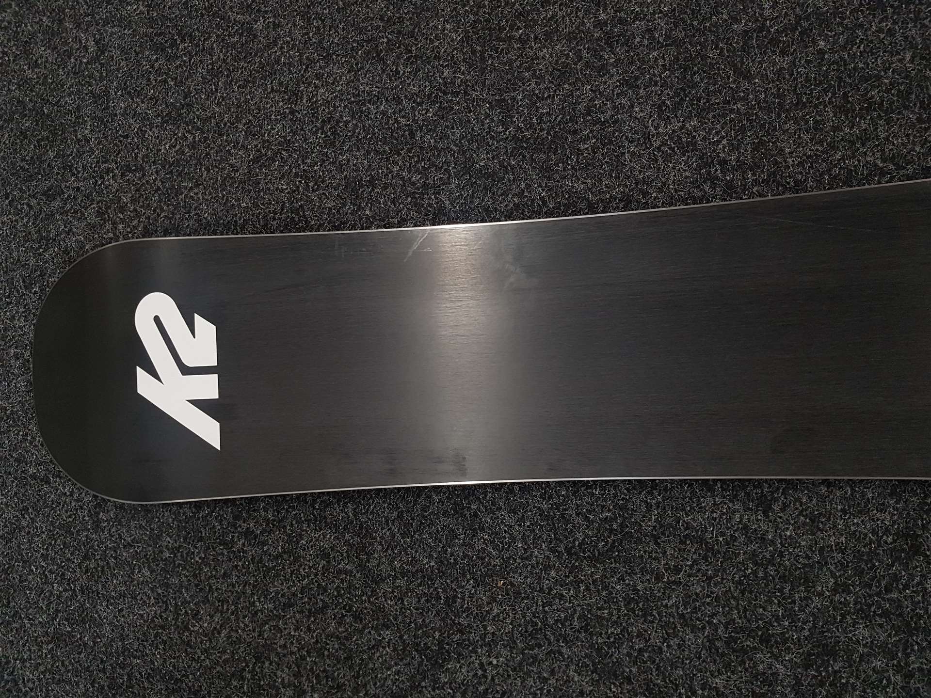 Bazárový snowboard K2
