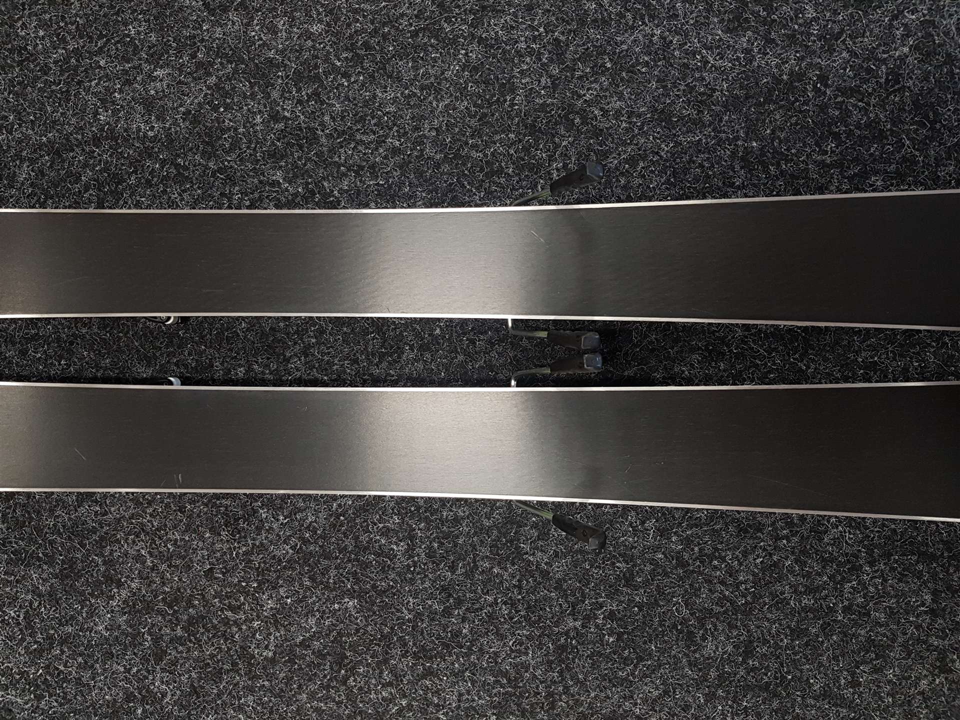 Použité detské lyže ARTIS Talent + viazanie Tyrolia SLR 4,5