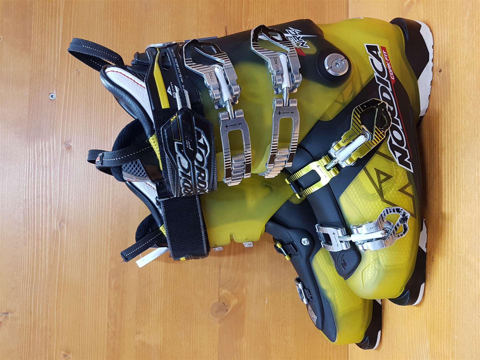 Chaussures de ski d'occasion NORDICA NRGY Pro 2 120