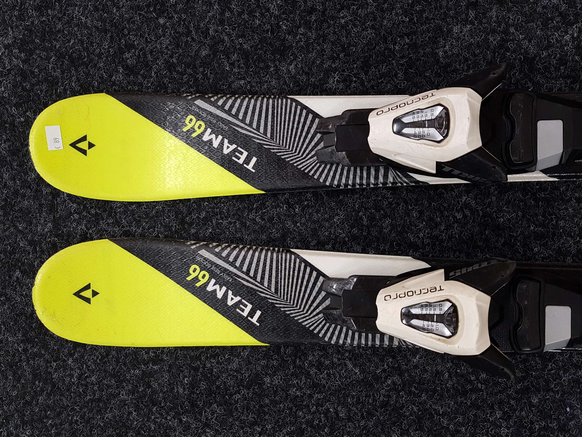 Sci TECNOPRO Team 66 usati + attacchi Tecnopro TC 4.5