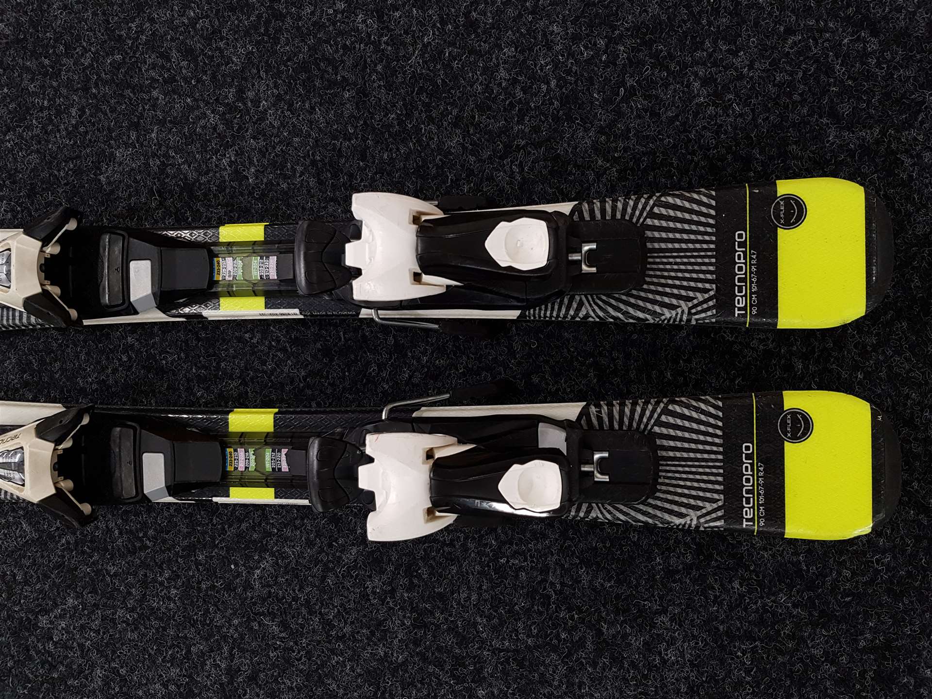 Sci TECNOPRO Team 66 usati + attacchi Tecnopro TC 4.5