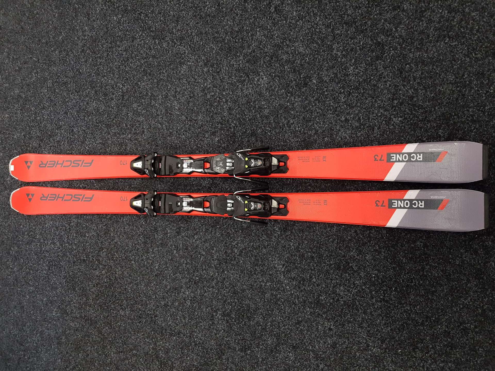 Używane narty FISCHER RC ONE 73 + wiązania Fischer RS 10