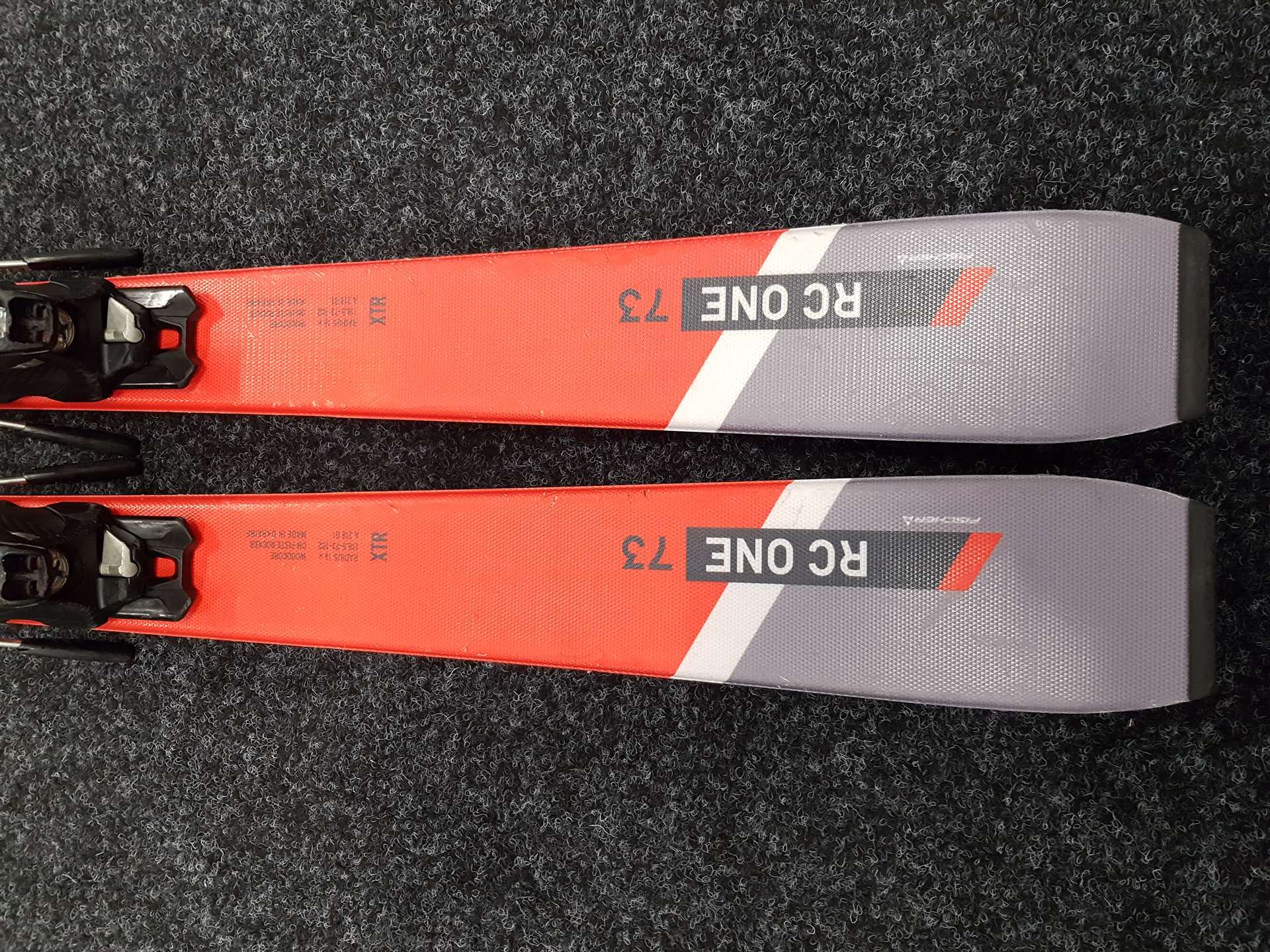 Używane narty FISCHER RC ONE 73 + wiązania Fischer RS 10