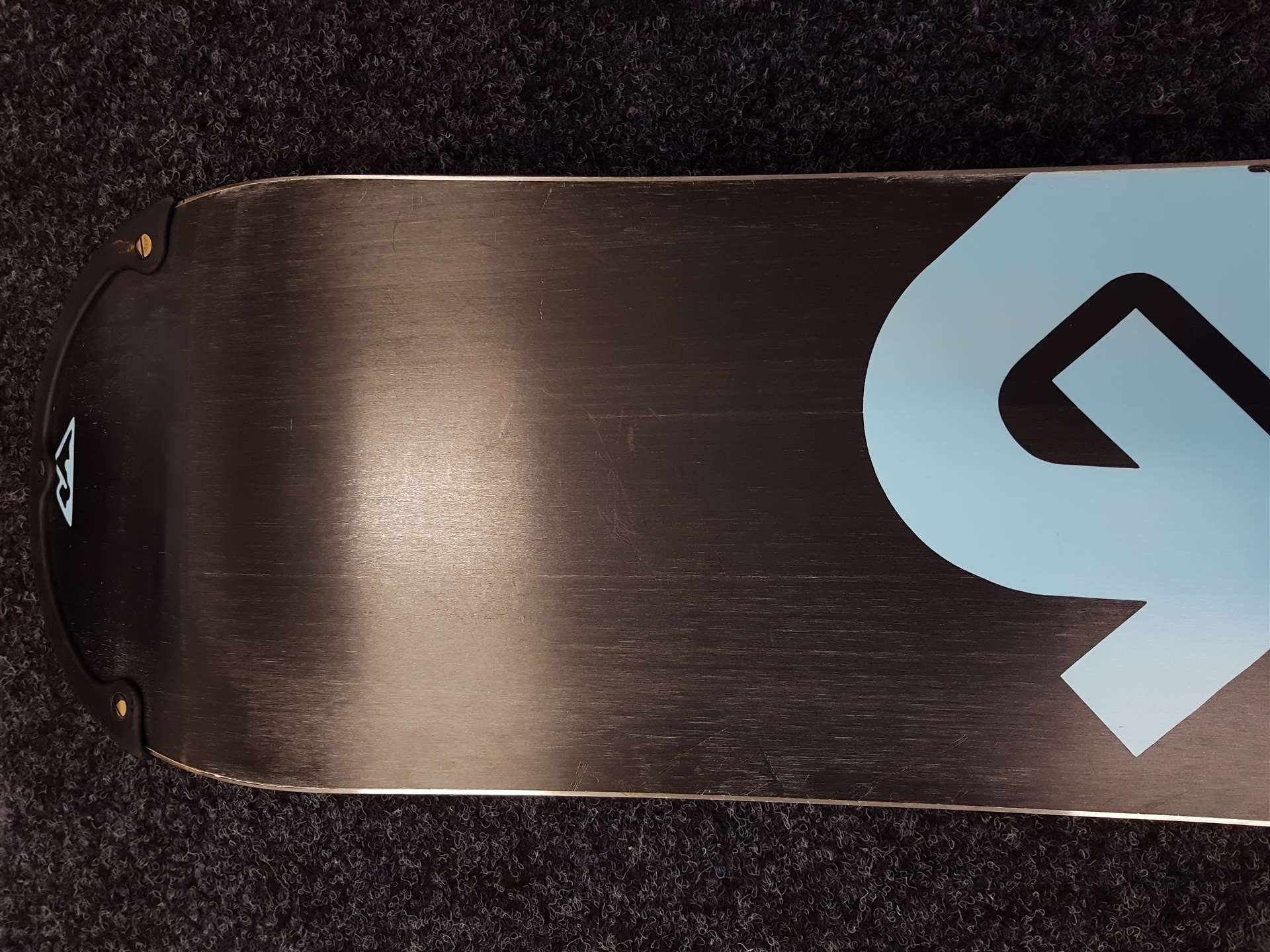 Použitý snowboard BURTON LTR + vázání Salomon velikost XS/S