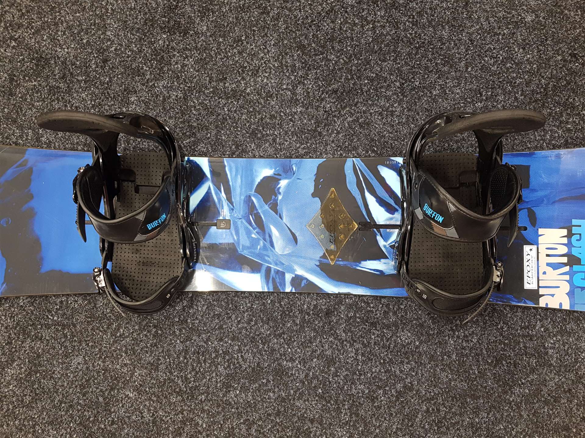 Použitý snowboard BURTON Clash + vázání Burton velikost L
