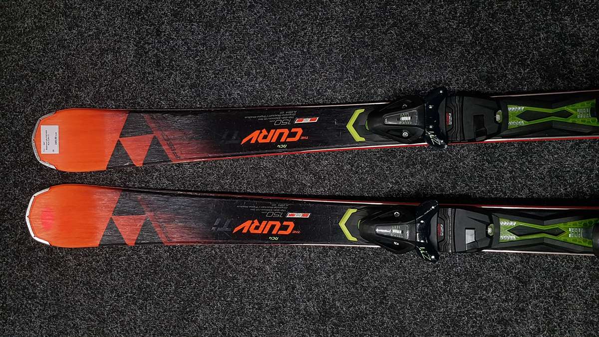 Bazárové lyže FISCHER RC4 CURV Ti