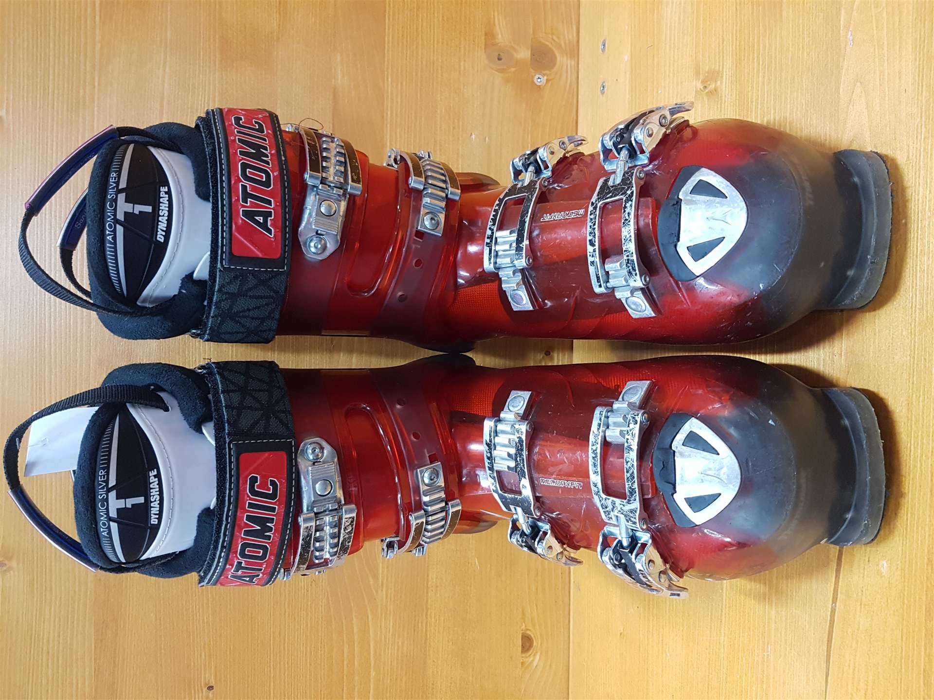 Używane buty narciarskie ATOMIC Hawx R100