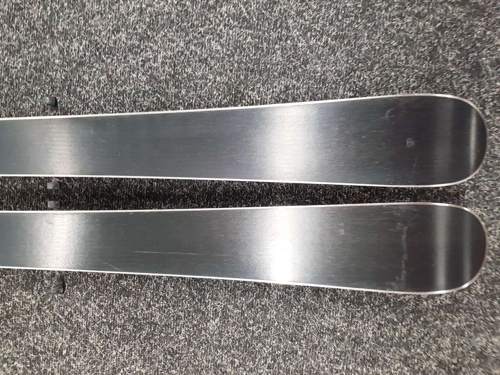 Skis freestyle HEAD d'occasion