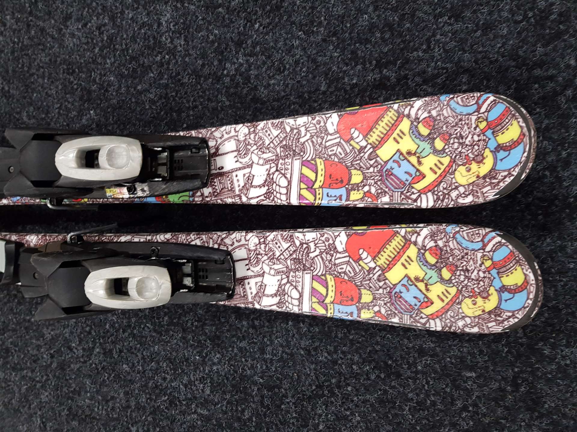 Skis freestyle HEAD d'occasion + fixations Sympro 7.5