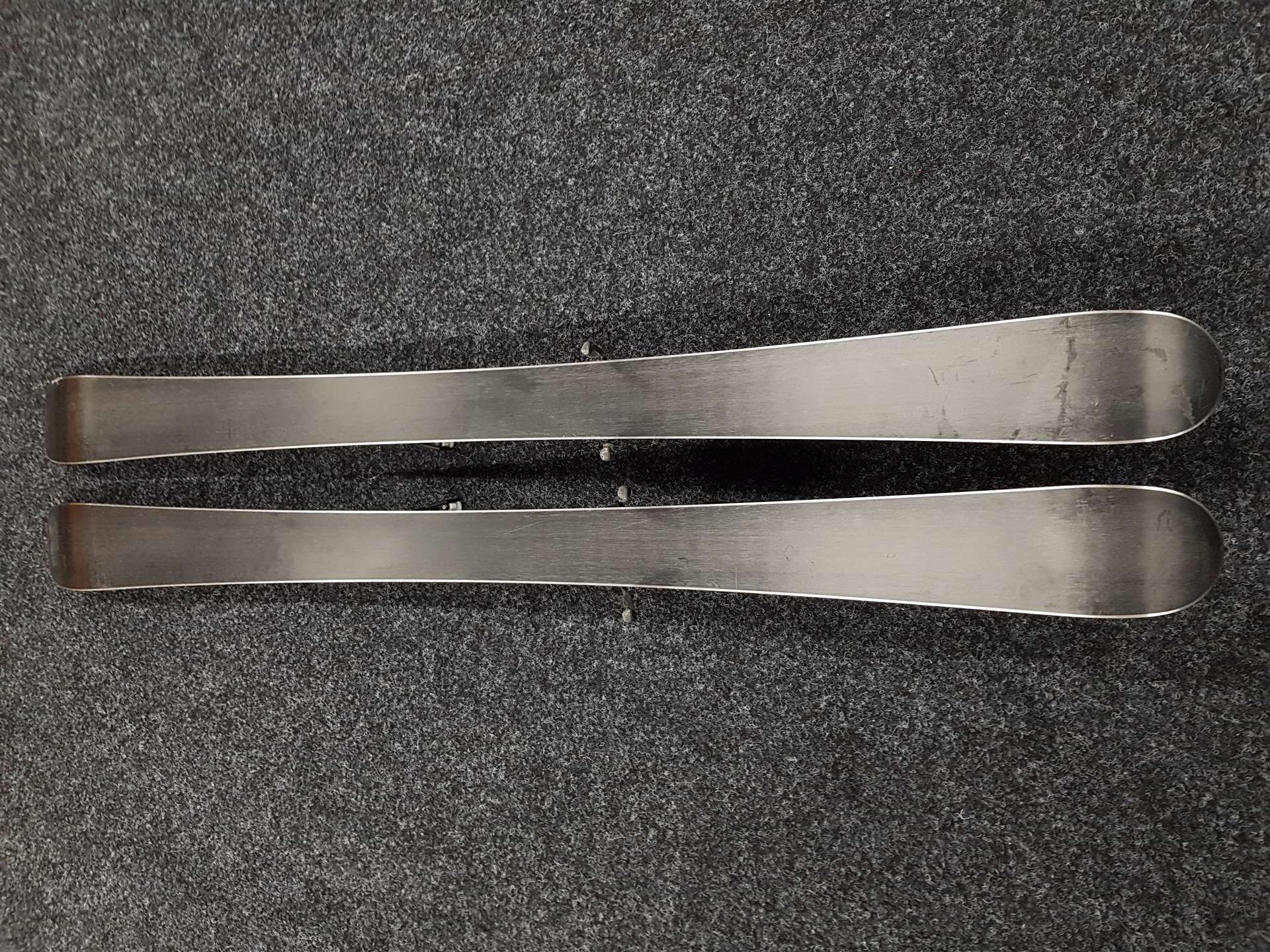 Skis freestyle HEAD d'occasion + fixations Sympro 7.5