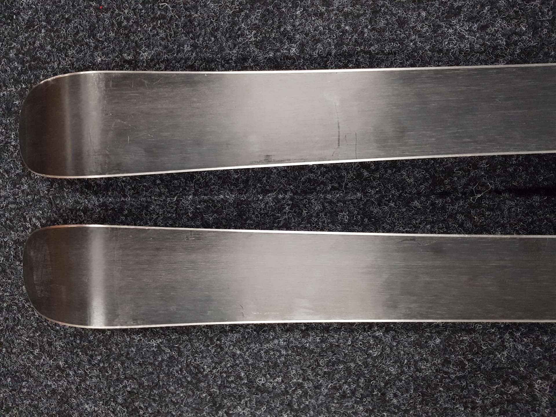 Skis freestyle HEAD d'occasion + fixations Sympro 7.5