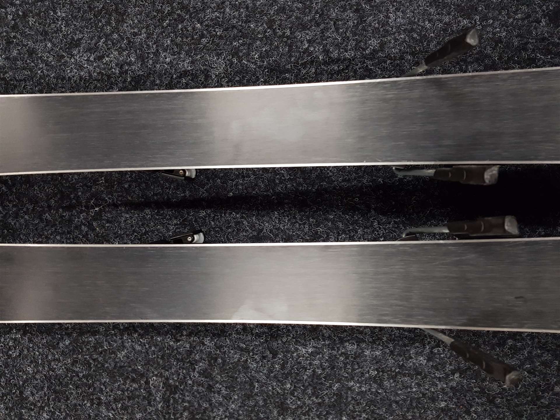 Skis freestyle HEAD d'occasion + fixations Sympro 7.5