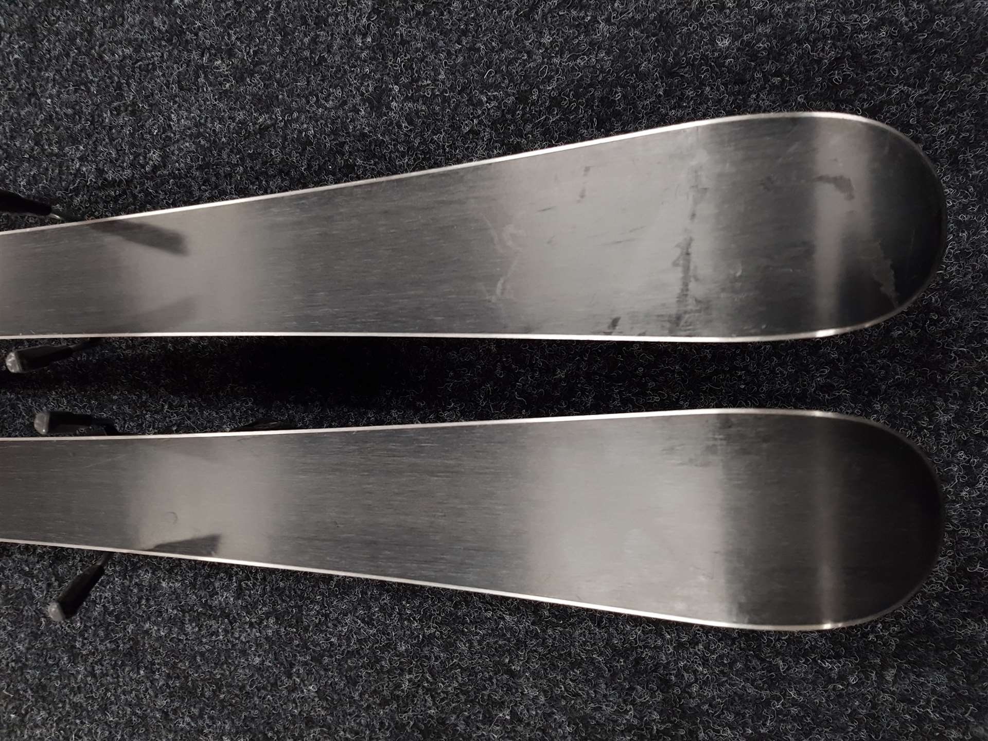 Skis freestyle HEAD d'occasion + fixations Sympro 7.5