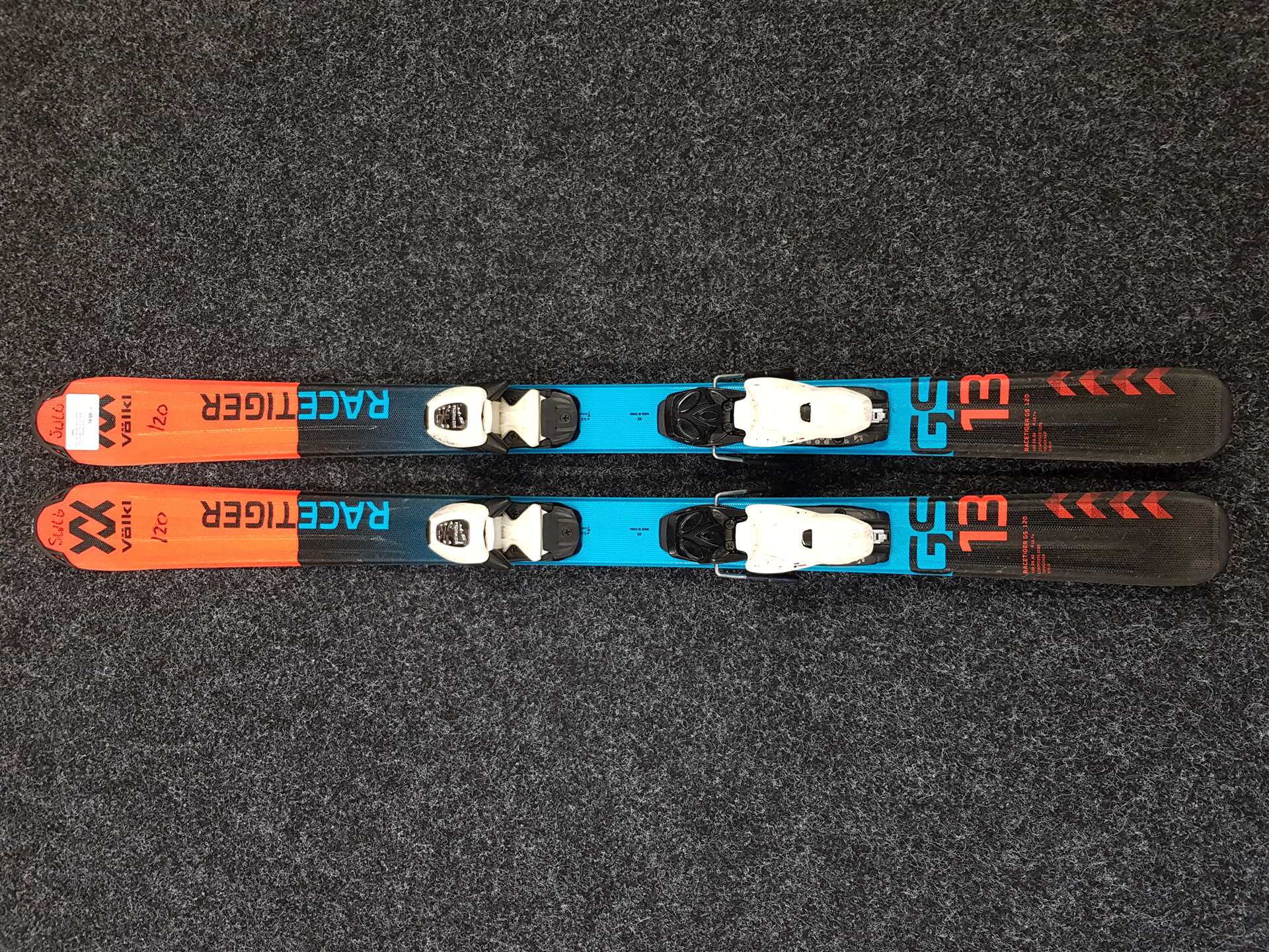 Skis enfant d'occasion VOLKL Racetiger GS + fixations Marker 4.5