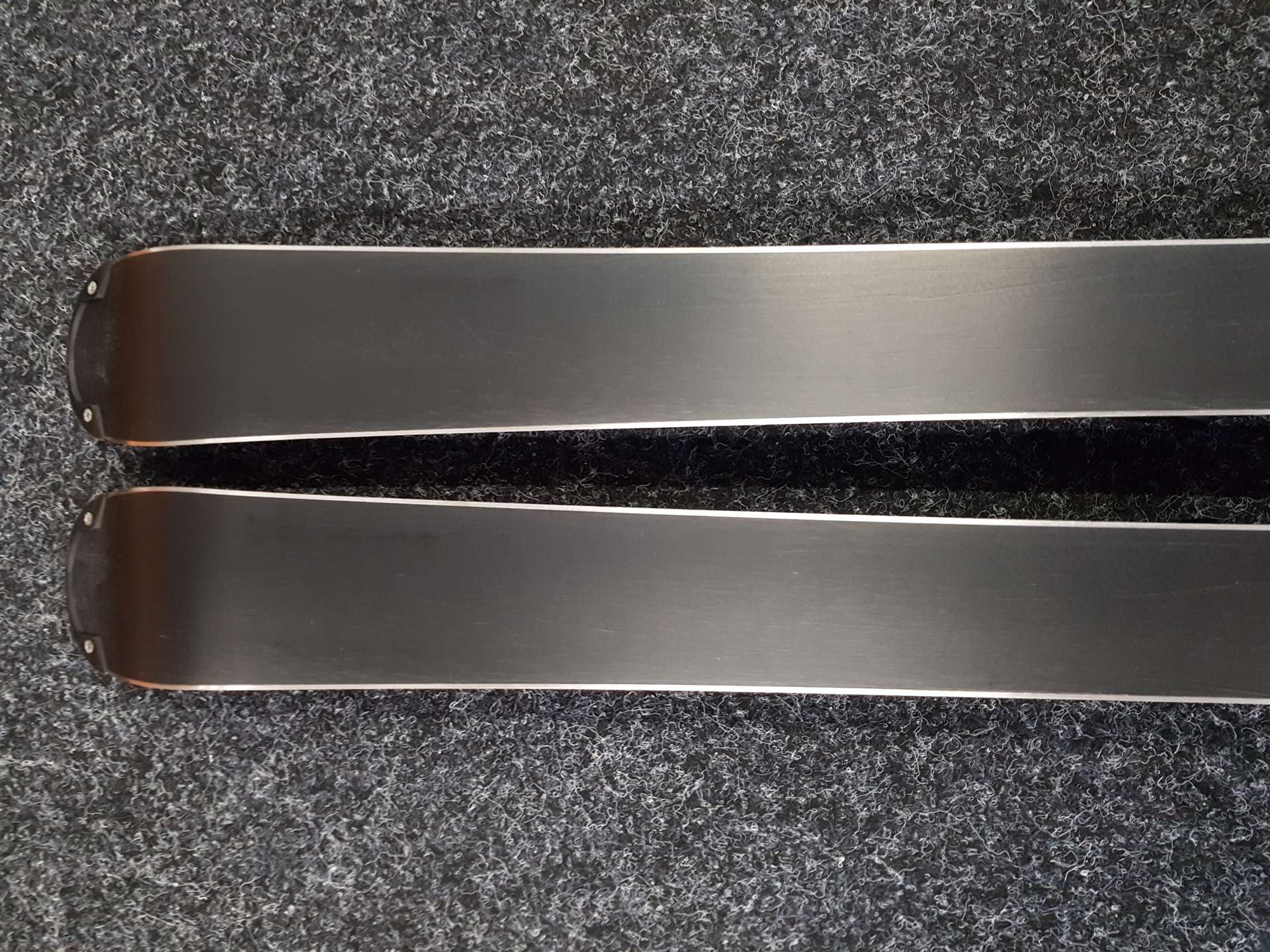 Skis enfant d'occasion VOLKL Racetiger GS + fixations Marker 4.5